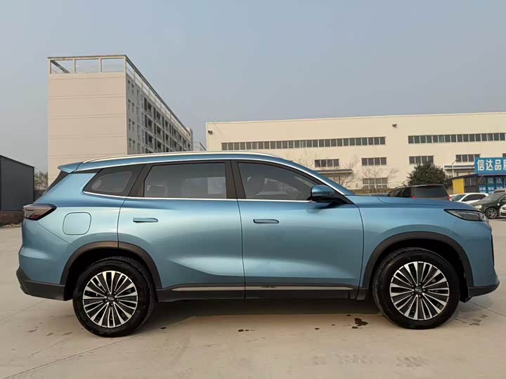 Chery Tiggo 8 Plus C-DM, 2024 — фото 4 из 12