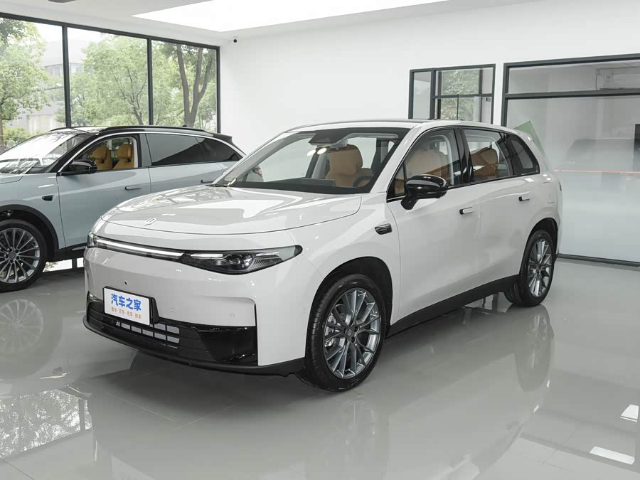 Leapmotor C10, 2026 — купить в Ульяновске под ключ