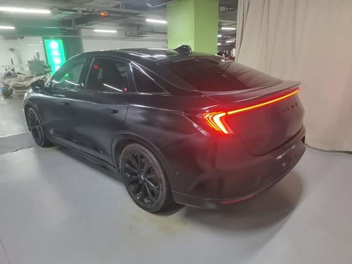 BAIC Arcfox Alpha S, 2023 — фото 5 из 9