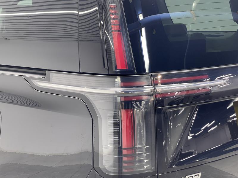 Volvo EM90, 2024 — фото 10 из 12