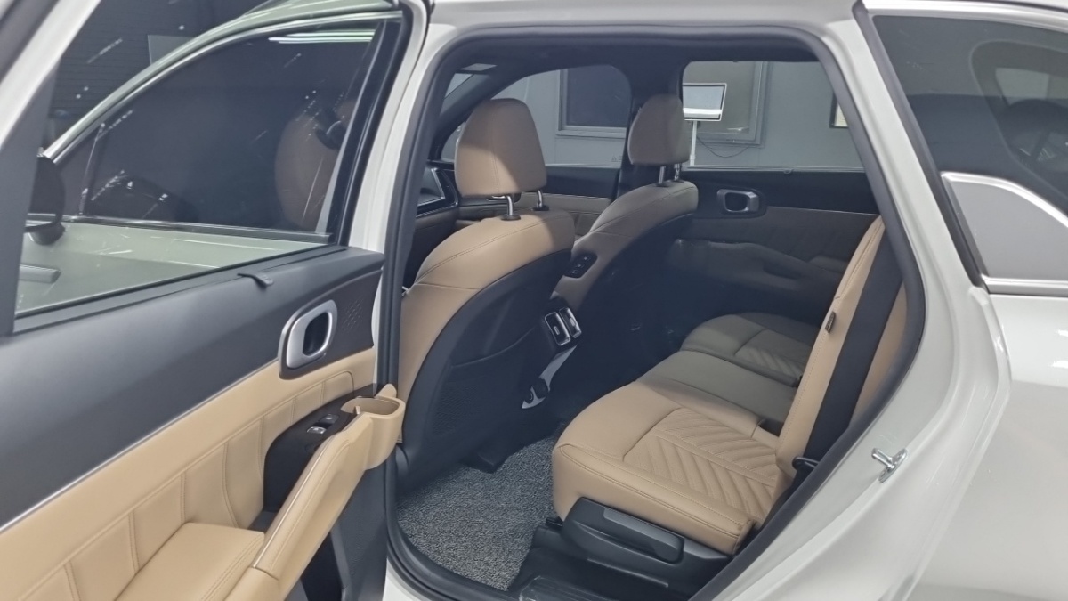 Kia Sorento, 2025 — фото 11 из 12