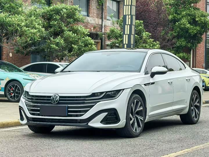 Volkswagen CC, 2025 — купить в Самаре под ключ