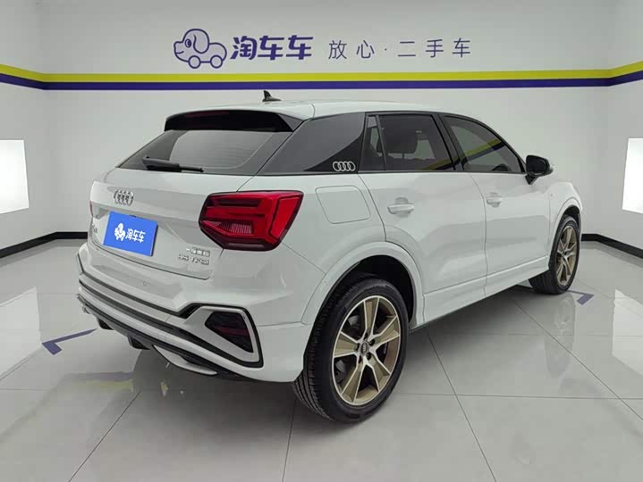 Audi Q2L, 2023 — фото 3 из 9