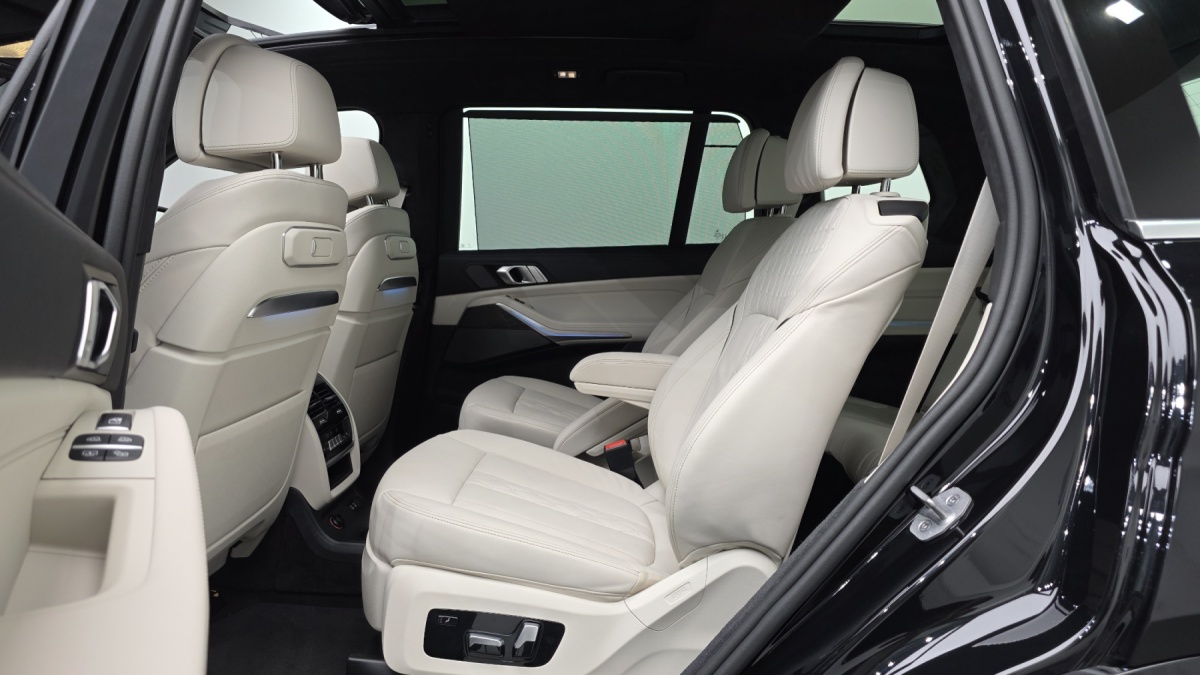 BMW X7, 2025 — фото 11 из 12