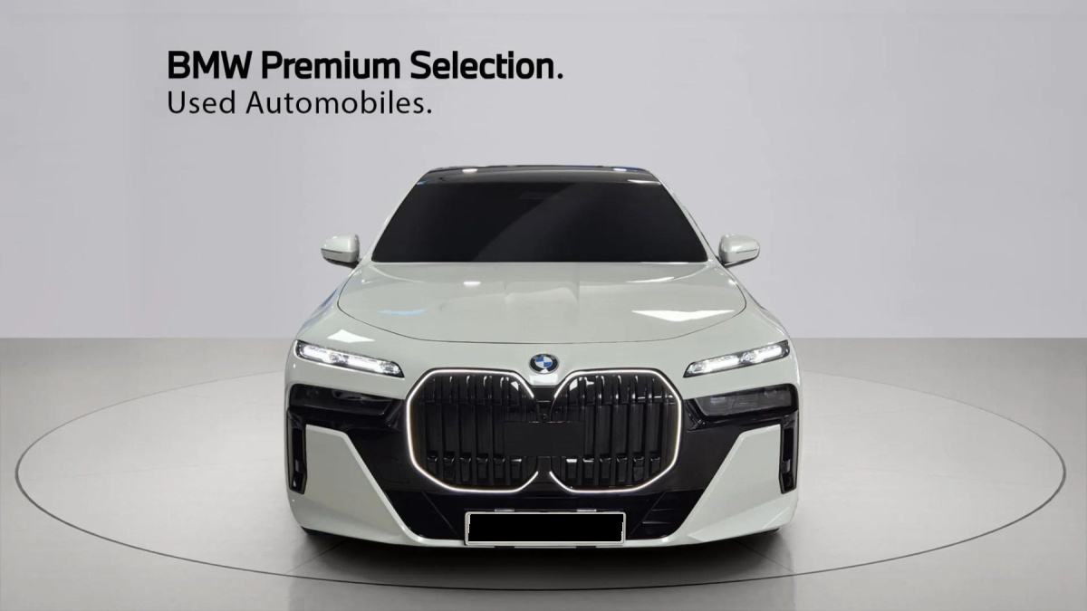 BMW 7 Series, 2025 — фото 3 из 12