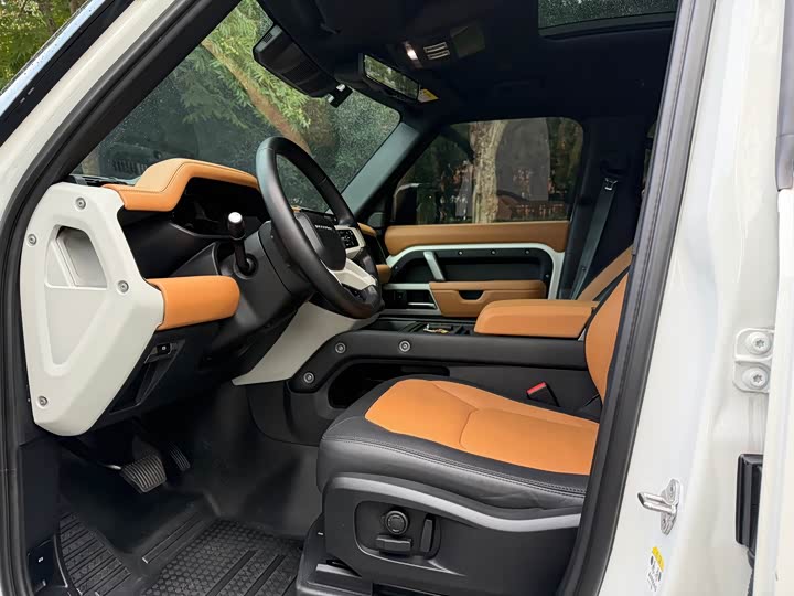 Land Rover Defender, 2022 — фото 9 из 9
