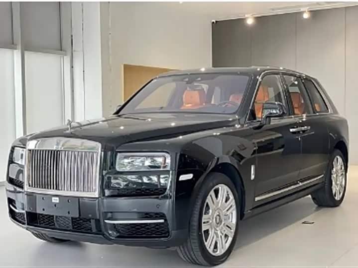 Rolls-Royce Cullinan, 2023 — купить в Брянске под ключ