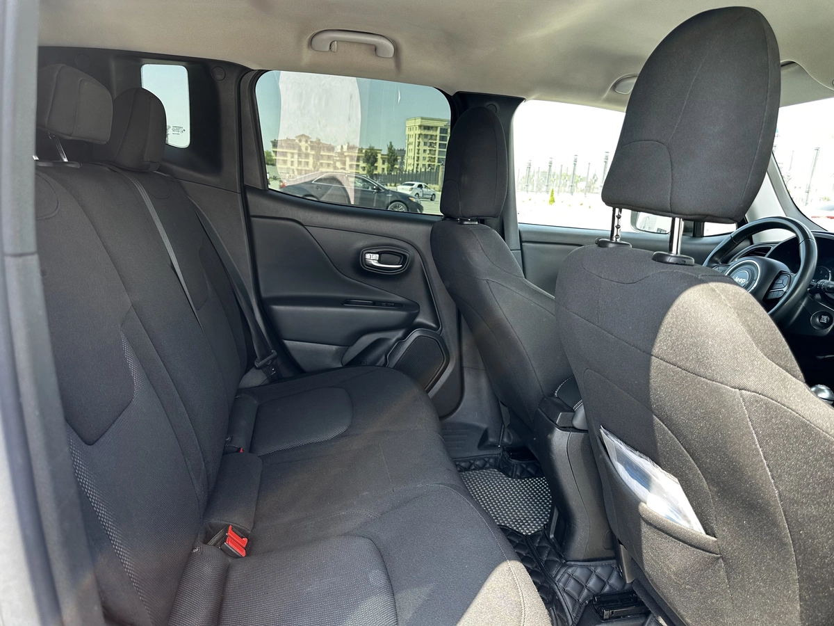 Jeep Renegade, 2022 — фото 7 из 9