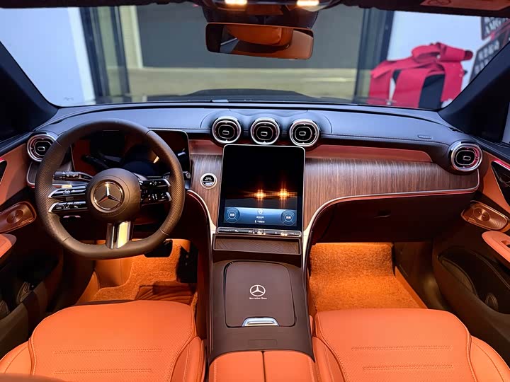 Mercedes-Benz GLC-Class, 2026 — фото 7 из 9