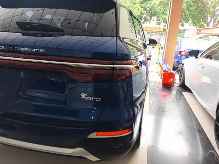 BYD Song Pro Hybrid, 2021 — фото 8 из 9