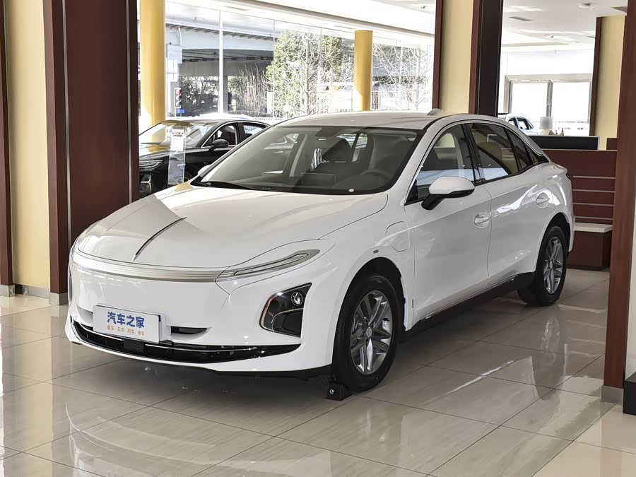 Hongqi E-QM5, 2026 — купить в Перми под ключ