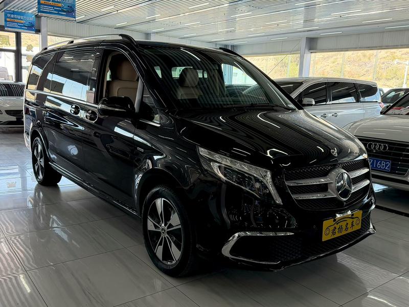 Mercedes-Benz V-Class, 2022 — фото 3 из 9