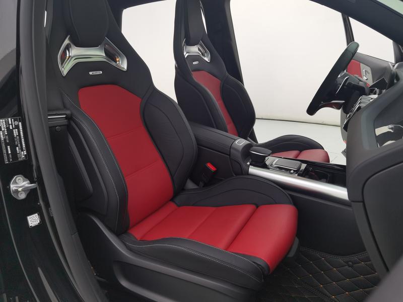 Mercedes-Benz GLA-Class AMG, 2023 — фото 12 из 12