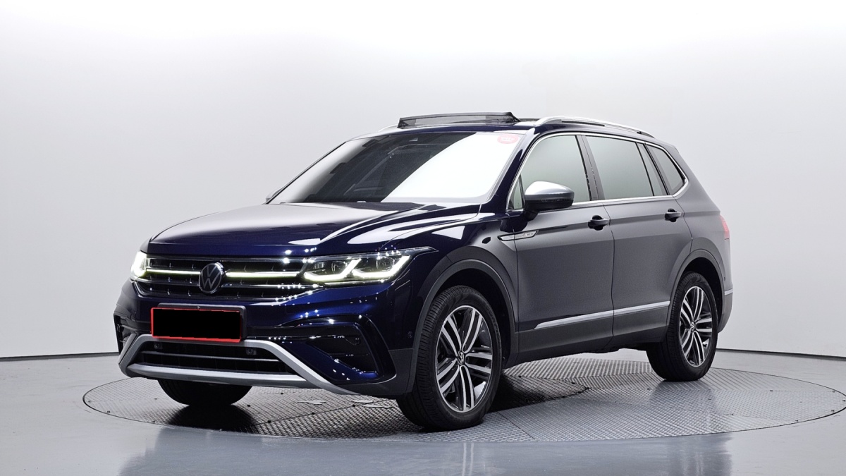 Volkswagen Tiguan, 2023 — купить в Санкт-Петербурге под ключ