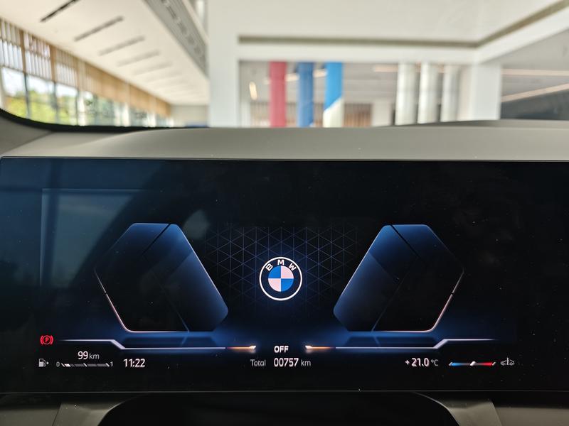 BMW X3, 2026 — фото 10 из 12