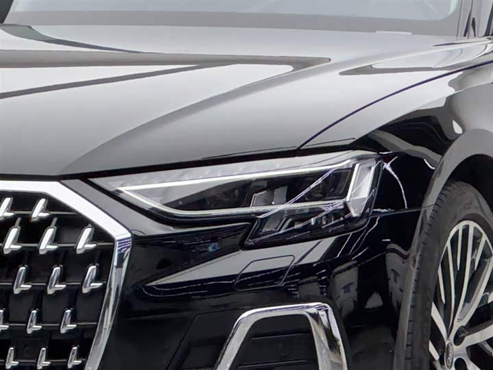Audi A8, 2023 — фото 3 из 9