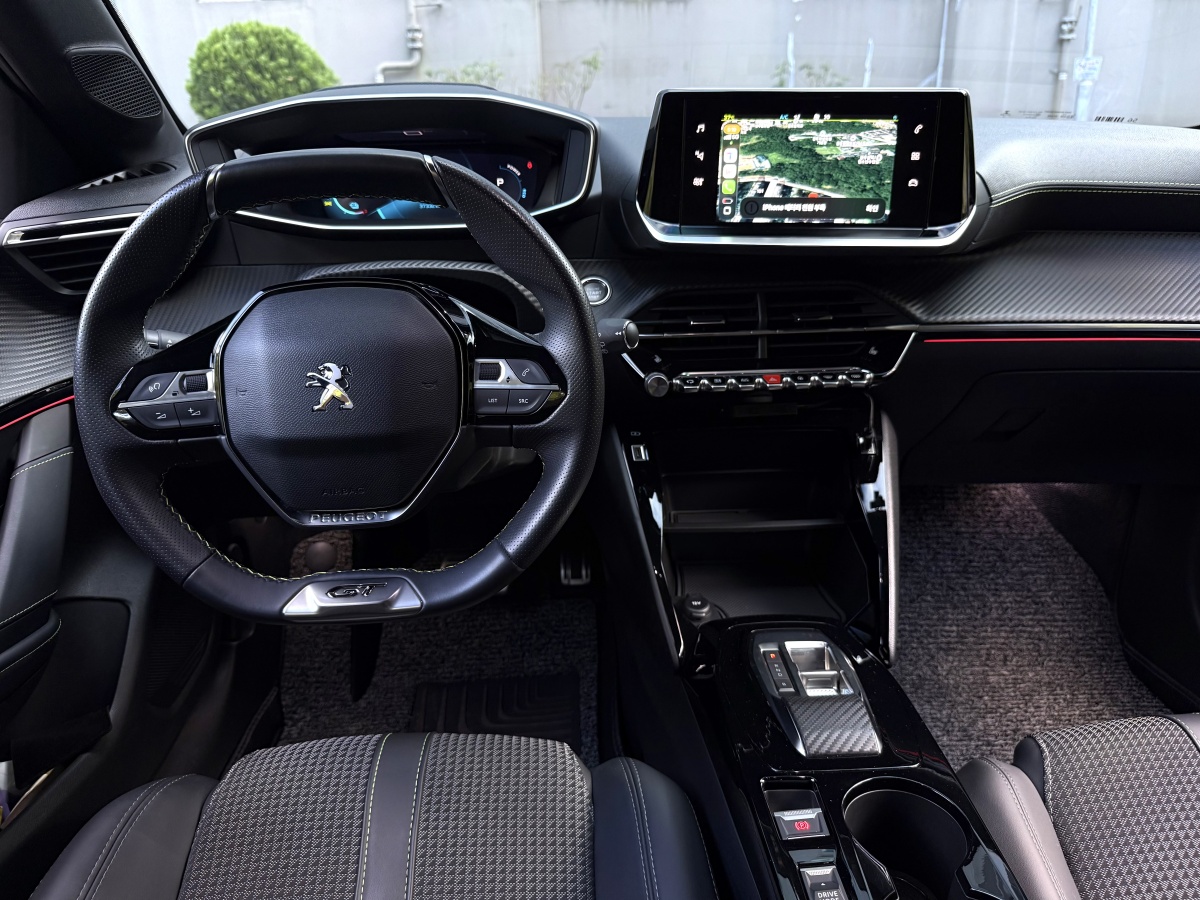 Peugeot 208, 2022 — фото 9 из 12