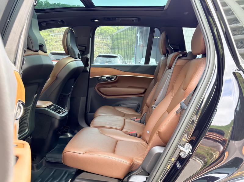 Volvo XC90, 2022 — фото 12 из 12