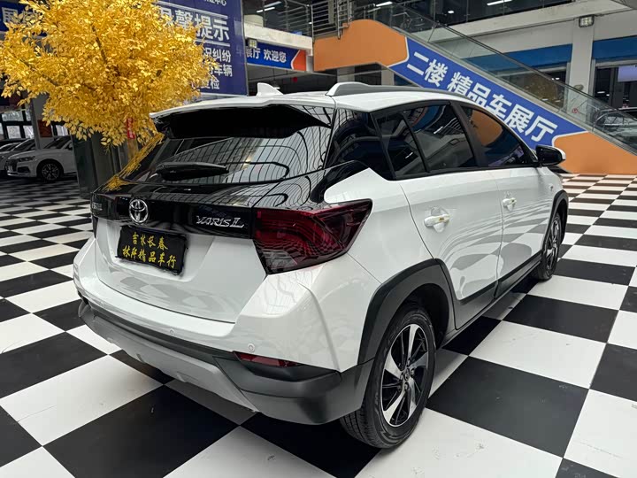 Toyota Yaris L Hatchback, 2022 — фото 9 из 9