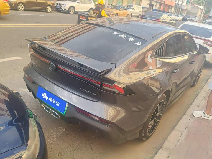 Changan UNI-V Hybrid, 2024 — фото 3 из 9