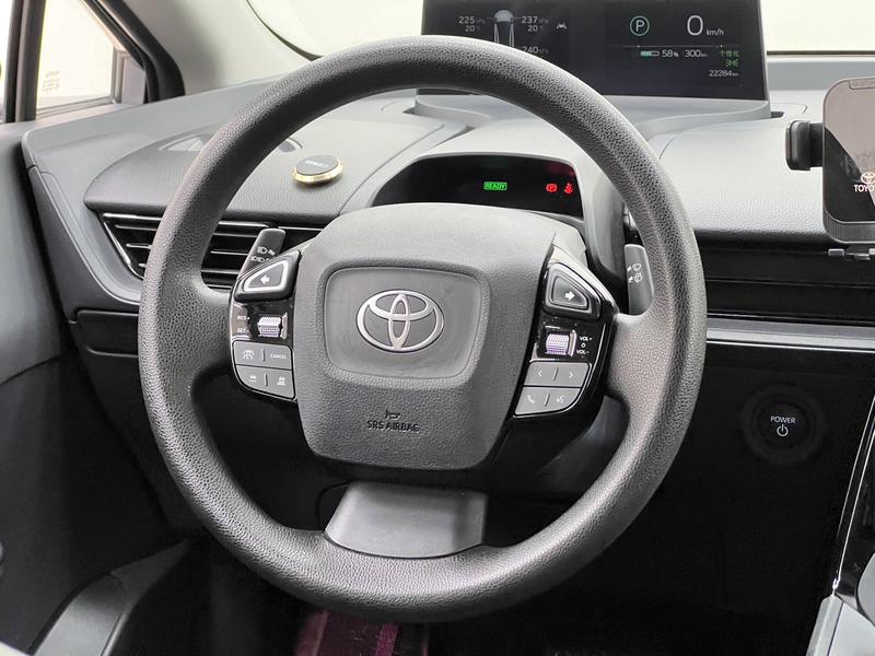 Toyota bZ3, 2024 — фото 12 из 12