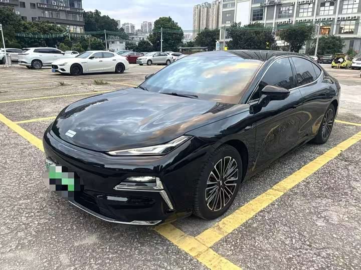 Geely Galaxy Starshine 8 EM-i, 2025 — купить в Липецке под ключ