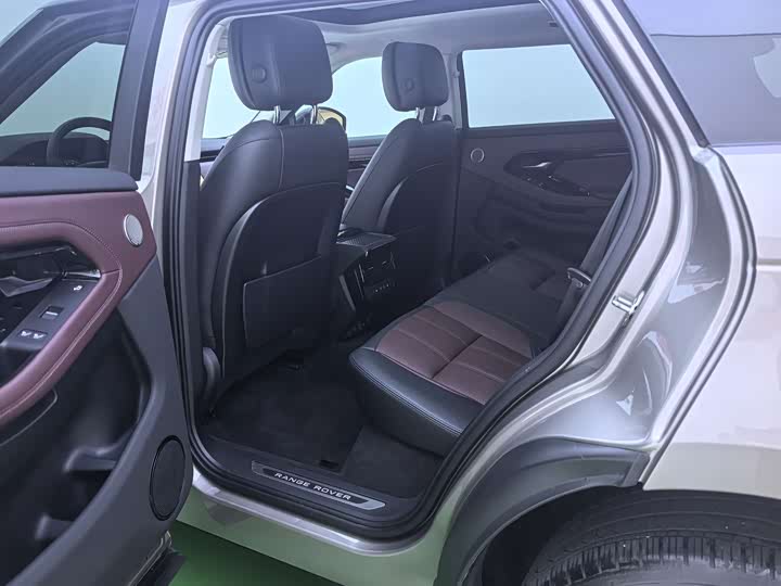 Land Rover Range Rover Evoque L, 2024 — фото 9 из 9