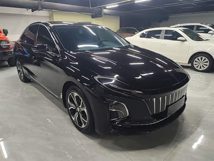 Hongqi E-QM5, 2023 — фото 4 из 9