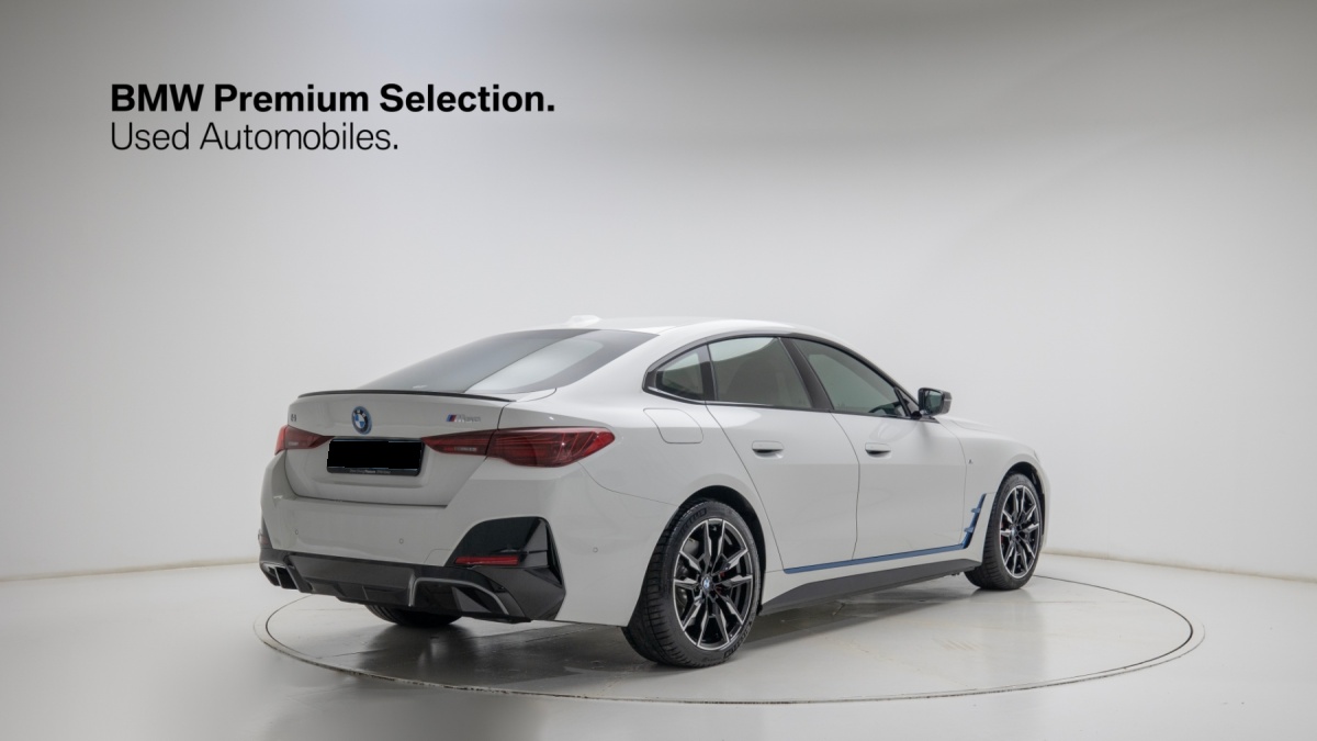 BMW i4, 2025 — фото 2 из 12