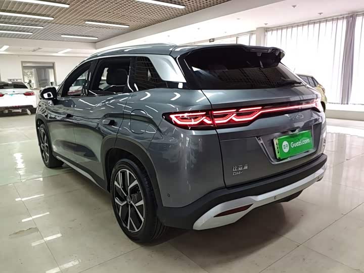 BYD Song L DM-i Hybrid, 2025 — фото 5 из 9