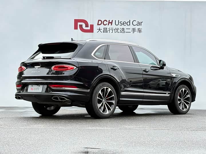 Bentley Bentayga, 2021 — фото 4 из 9