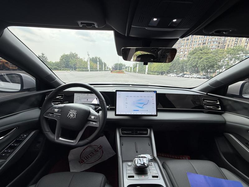 BYD Qin L, 2025 — фото 7 из 10