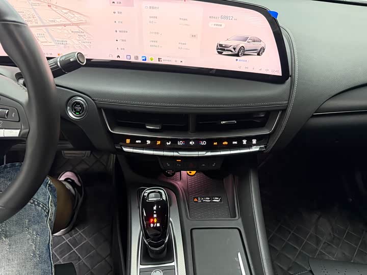 Cadillac CT5, 2024 — фото 8 из 9