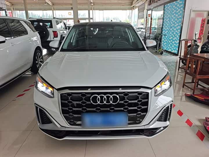 Audi Q2L, 2023 — фото 3 из 9
