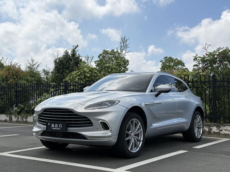 Aston Martin DBX, 2024 — купить в Перми под ключ