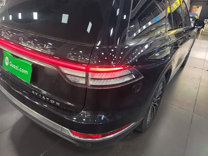 Lincoln Aviator, 2021 — фото 8 из 9