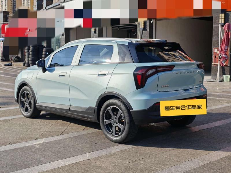 Geely Geometry E Firefly, 2023 — фото 4 из 12