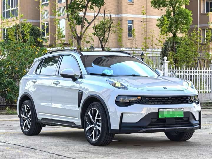 Lynk & Co 01 EM-P Hybrid, 2023 — фото 3 из 9