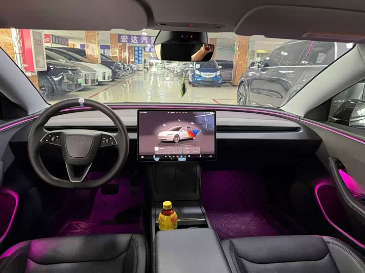 Tesla Model 3, 2025 — фото 6 из 7