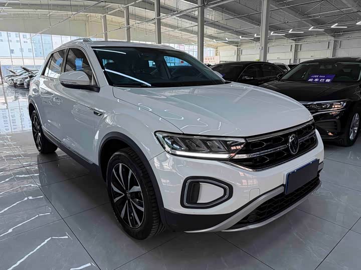 Volkswagen T-Roc, 2024 — фото 3 из 9