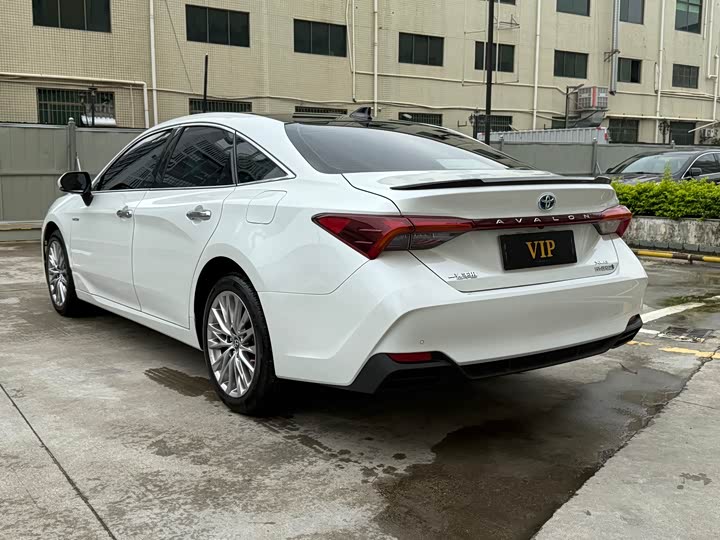 Toyota Avalon, 2022 — фото 4 из 9