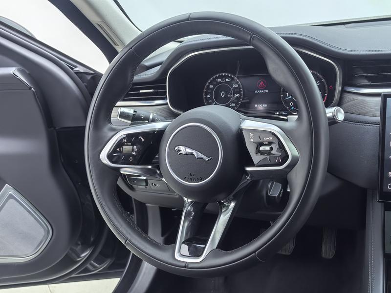 Jaguar XF L, 2021 — фото 10 из 12