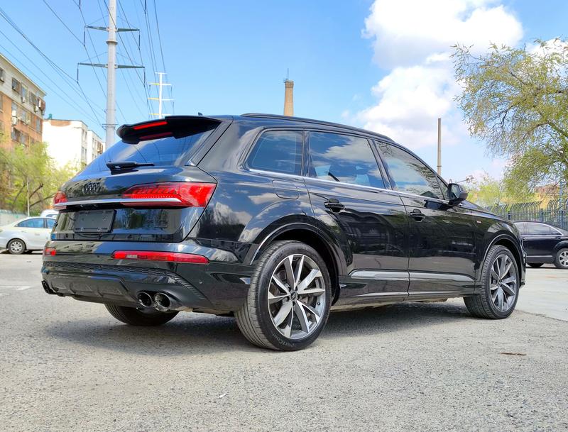 Audi Q7, 2023 — фото 6 из 12