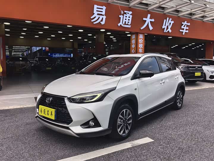 Toyota Yaris L Hatchback, 2022 — купить в Курске под ключ