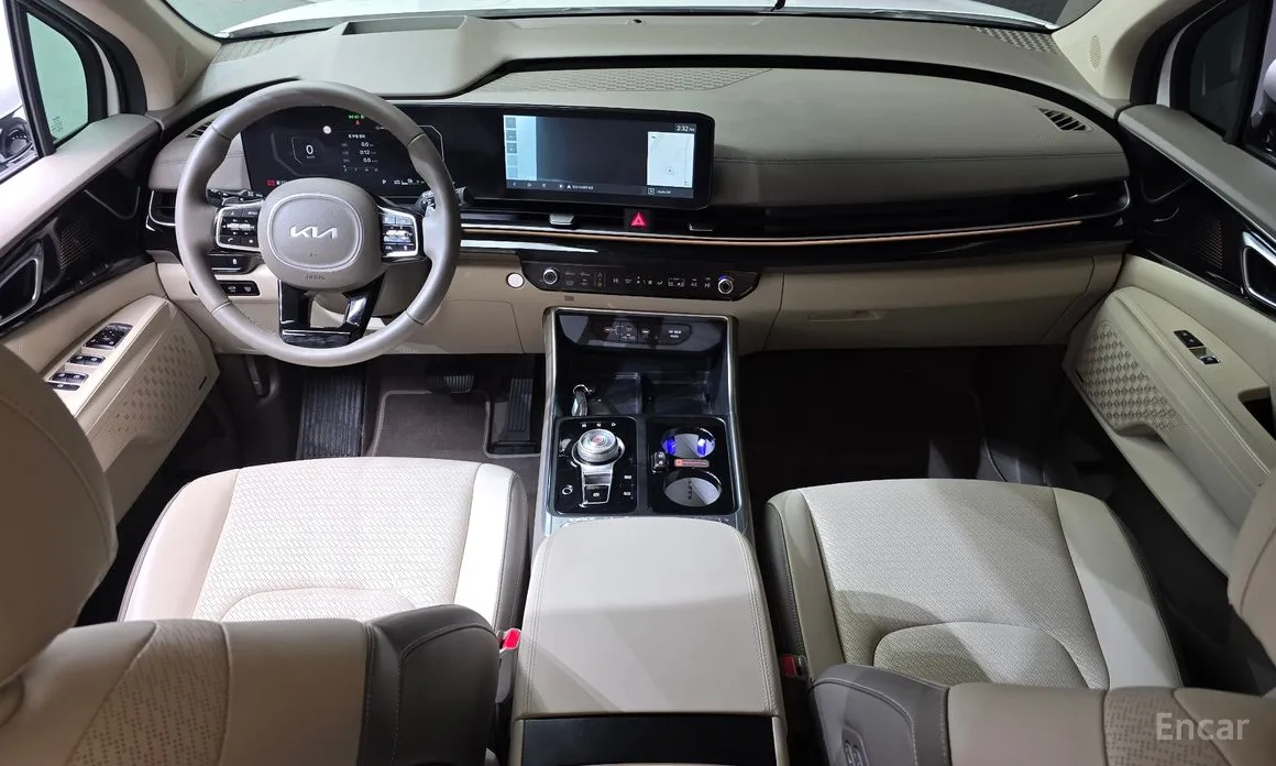 Kia Carnival, 2024 — фото 7 из 12