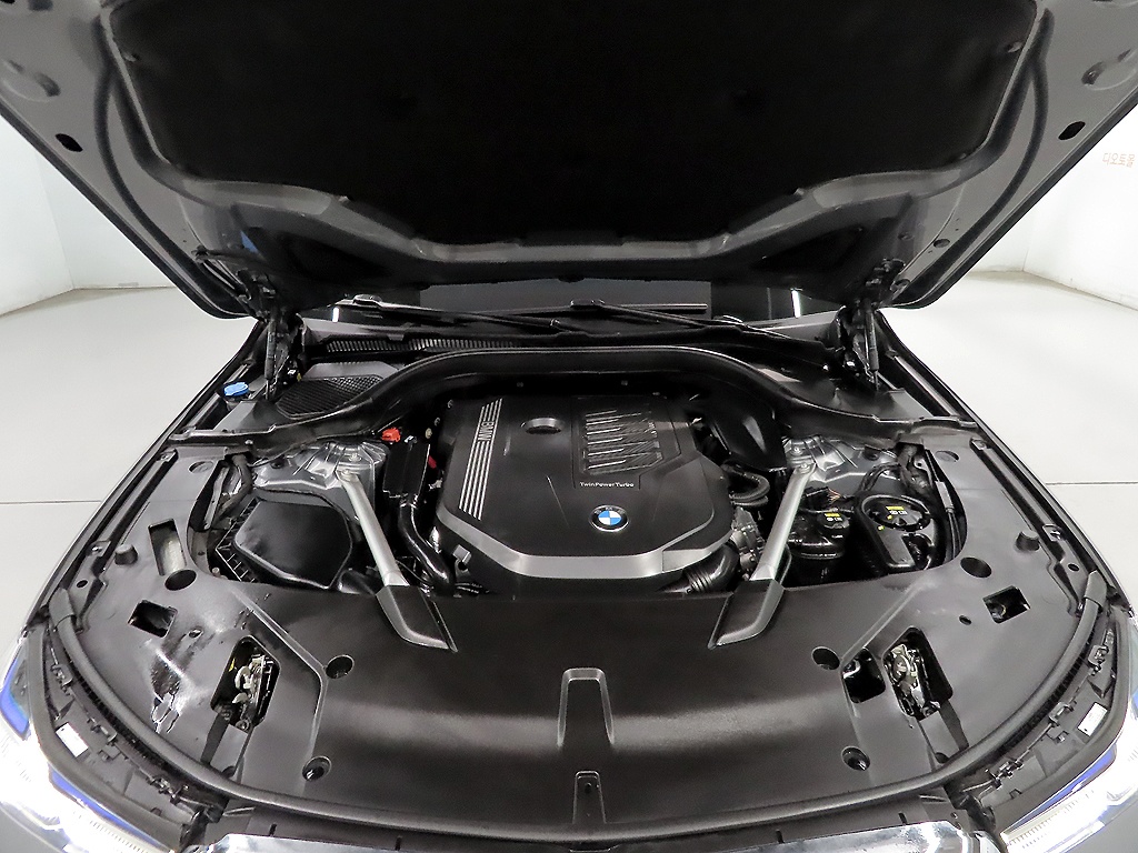 BMW Gran Turismo, 2023 — фото 11 из 12