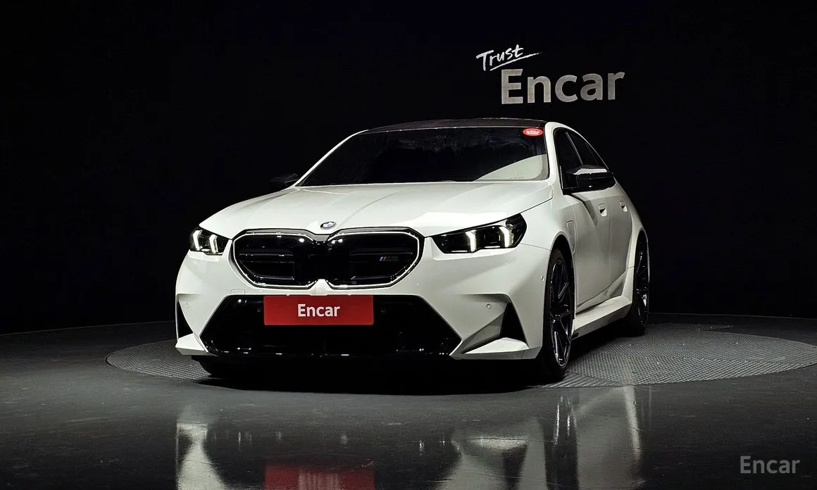 BMW M5, 2025 — фото 3 из 12