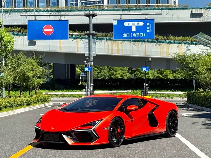 Lamborghini Revuelto, 2025 — фото 3 из 9