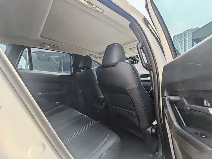 Mazda CX-50, 2023 — фото 8 из 9