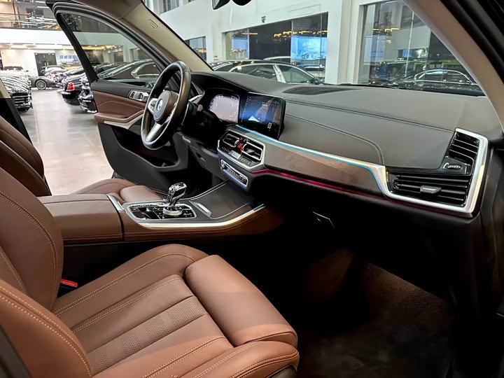 BMW X5, 2021 — фото 9 из 9